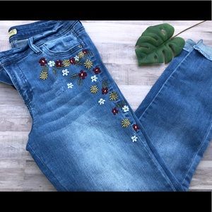 True Craft Skinny Embroidered Jeans